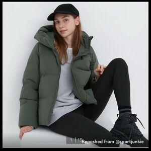 Uniqlo Women's Green Puffer Jacket
